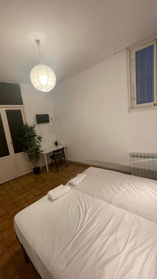 Leon Habitaciones Madrid Eksteriør bilde