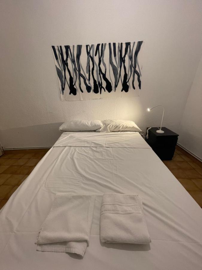 Leon Habitaciones Madrid Eksteriør bilde